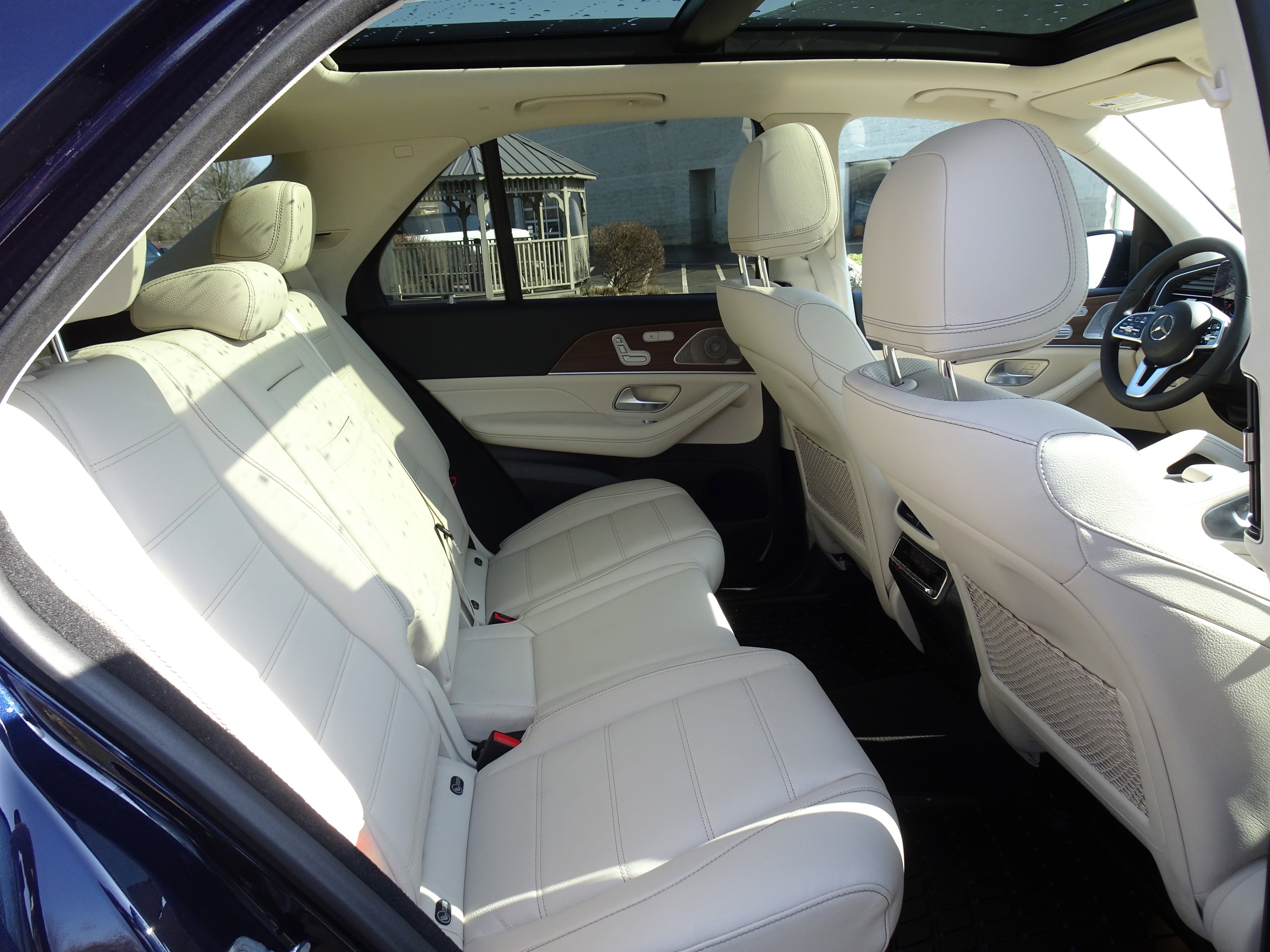 Used 2022 Mercedes-Benz GLE 450 4MATIC image 22