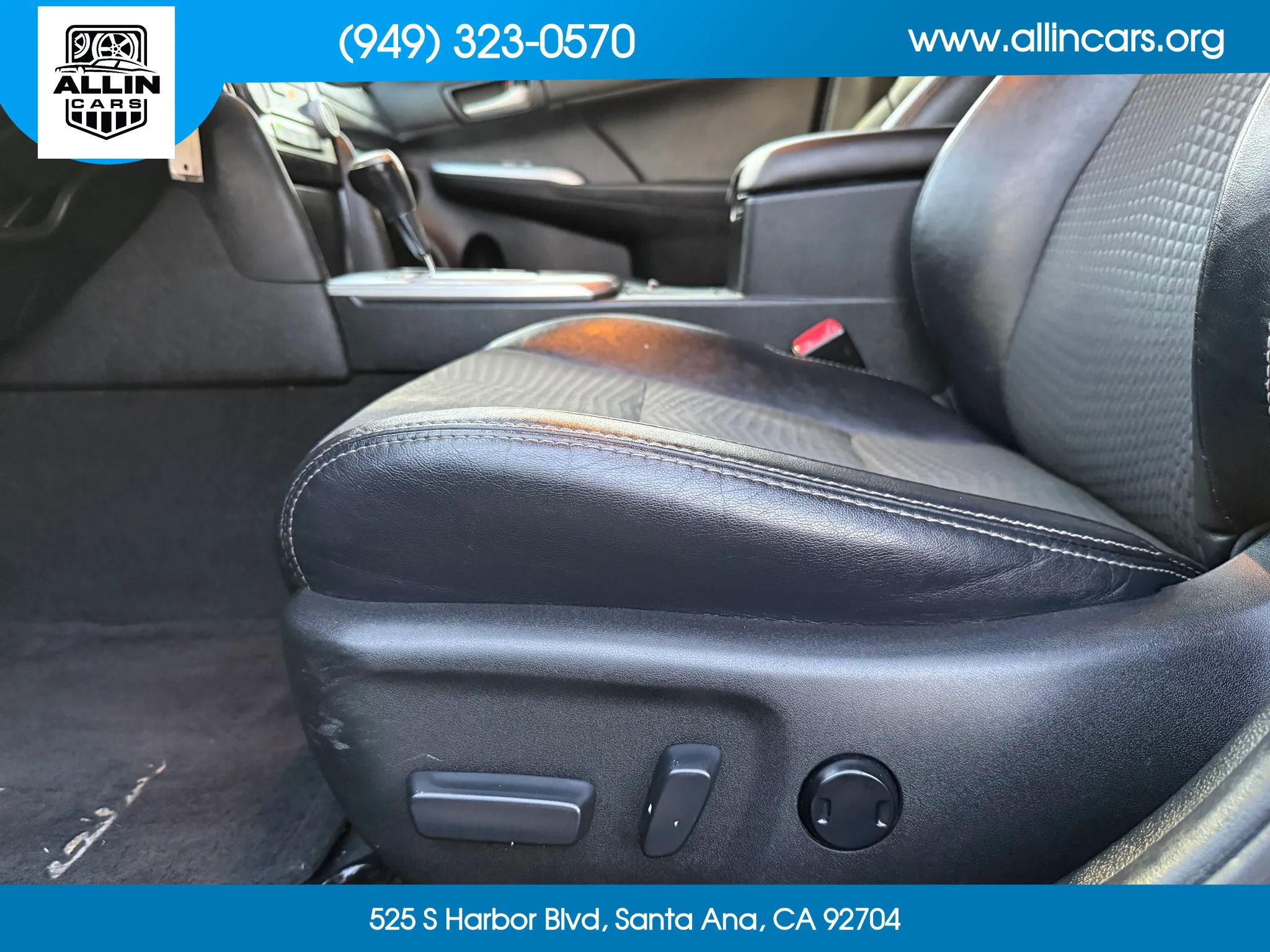 Used 2013 Toyota Camry SE FWD image 12