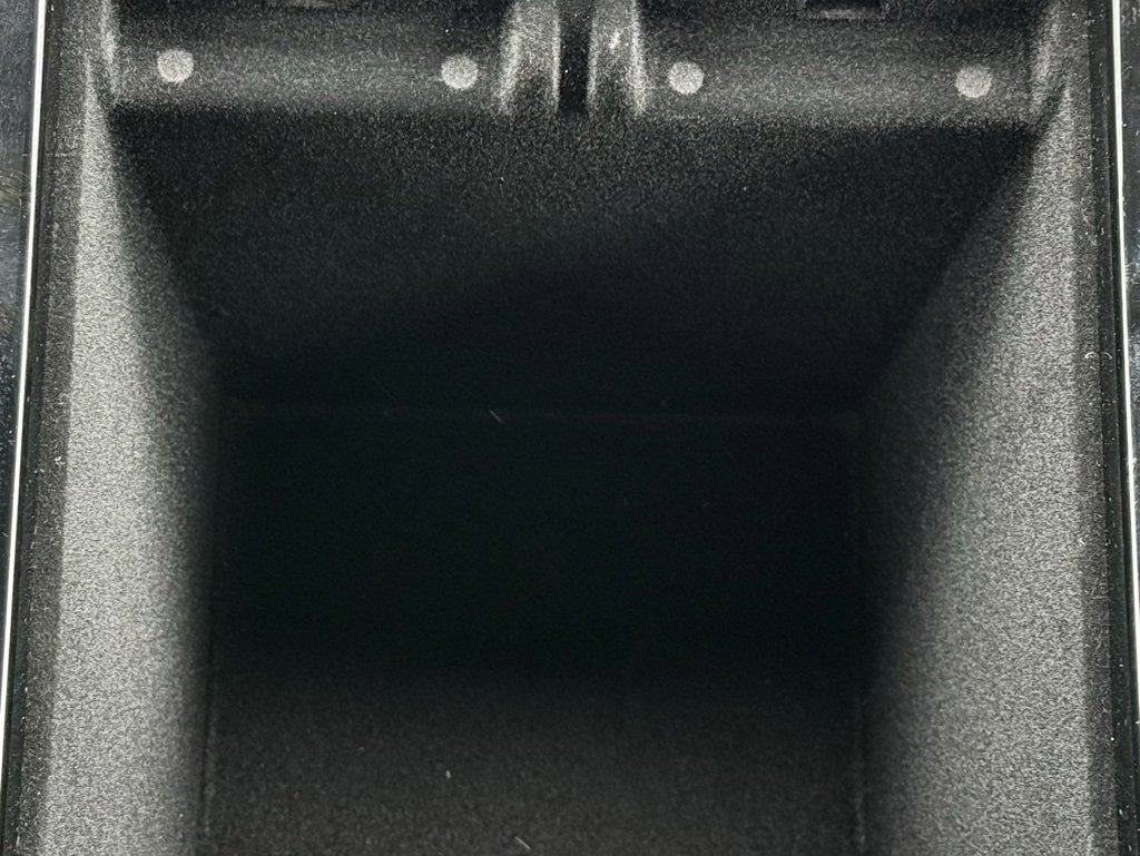 New 2025 Land Rover Range Rover Velar Dynamic SE image 30