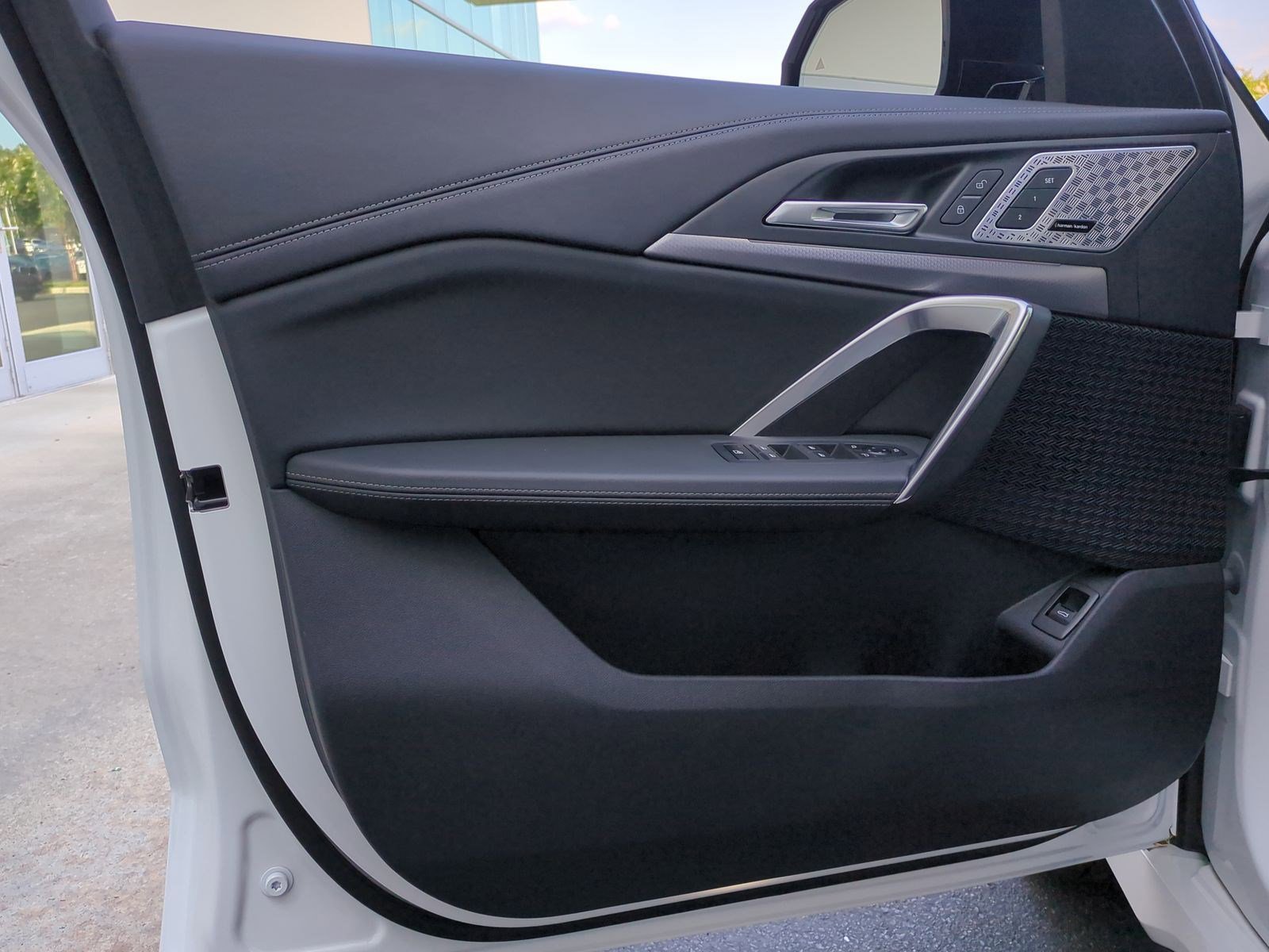 Used 2024 BMW X1 M35i image 13