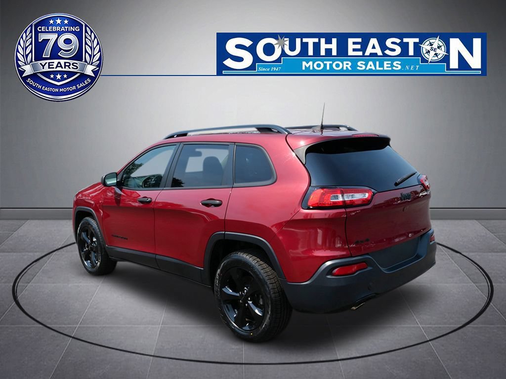Used 2016 Jeep Cherokee Sport w/ Cold Weather Group AWD/4WD image 5
