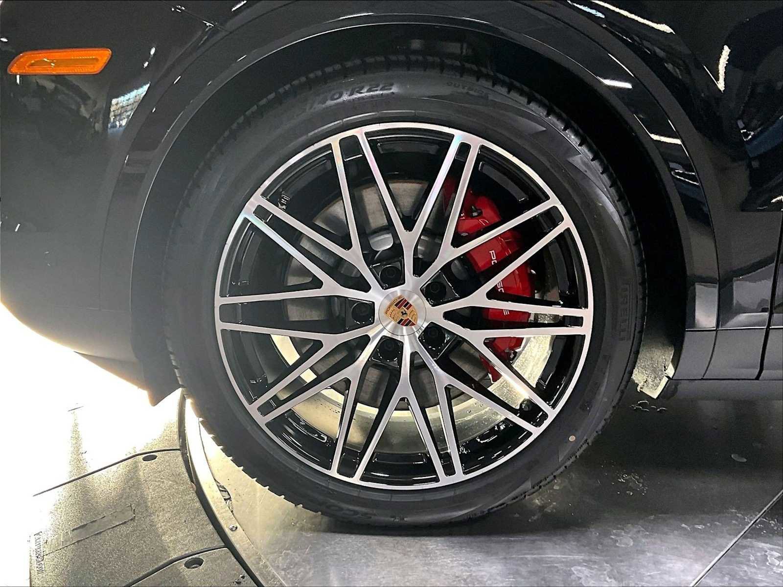 New 2026 Porsche Cayenne S image 11