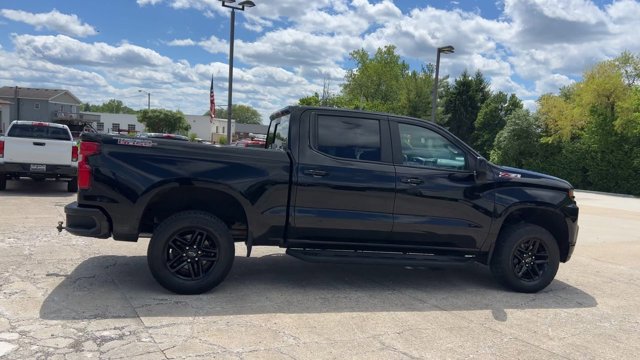 Used 2020 Chevrolet Silverado 1500 LT Trail Boss AWD/4WD image 9