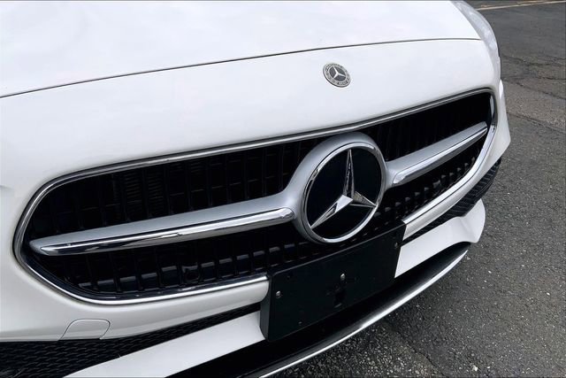 Certified 2025 Mercedes-Benz C 300 4MATIC Sedan image 27