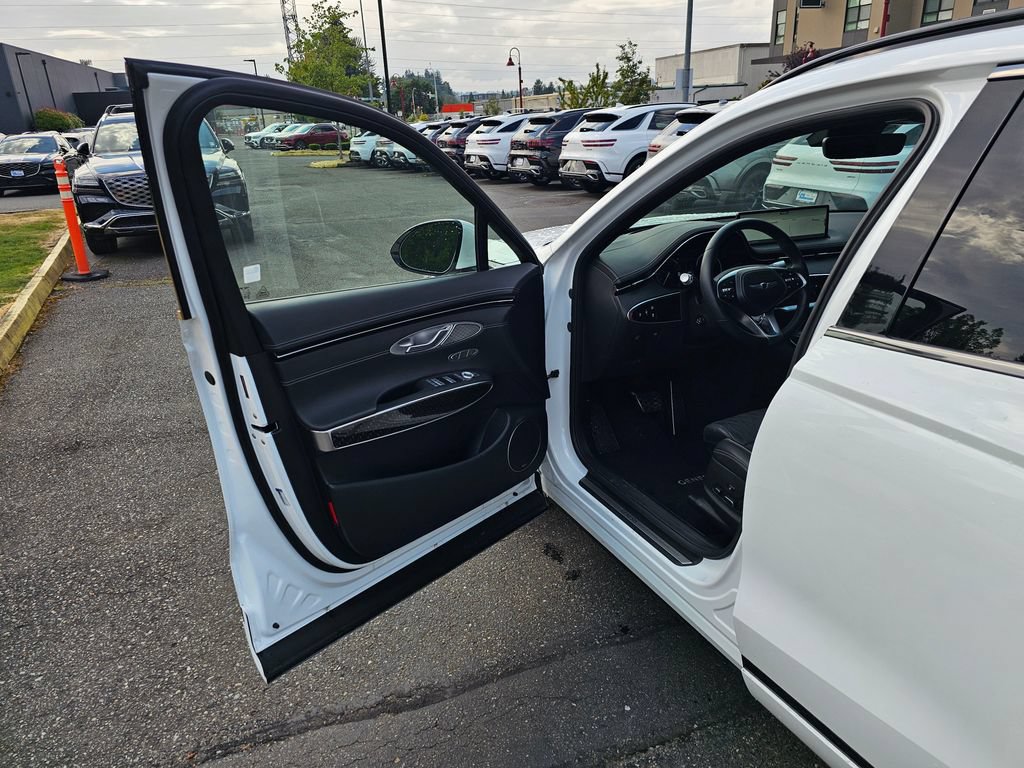 Certified 2025 Genesis GV70 3.5T Sport w/ Sport Prestige Package AWD/4WD image 20
