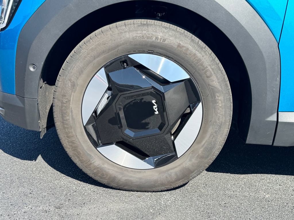 Certified 2026 Kia EV9 Wind image 9
