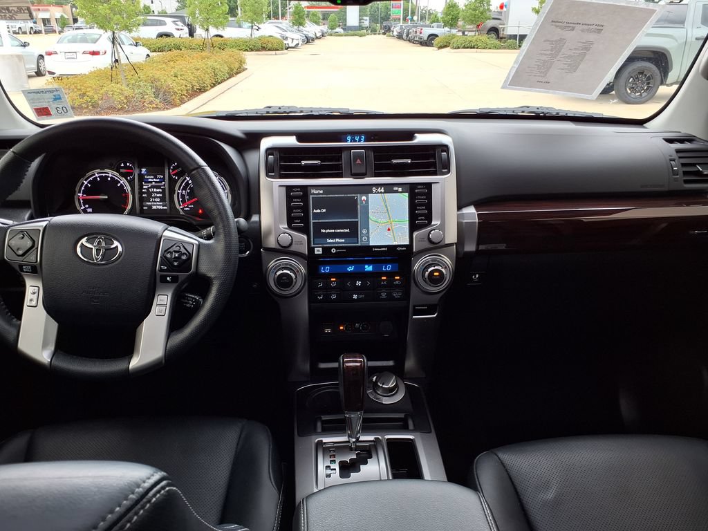 Used 2024 Toyota 4Runner Limited AWD/4WD image 24