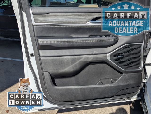 Used 2023 Jeep Wagoneer Series II w/ HD Trailer Tow Package image 15