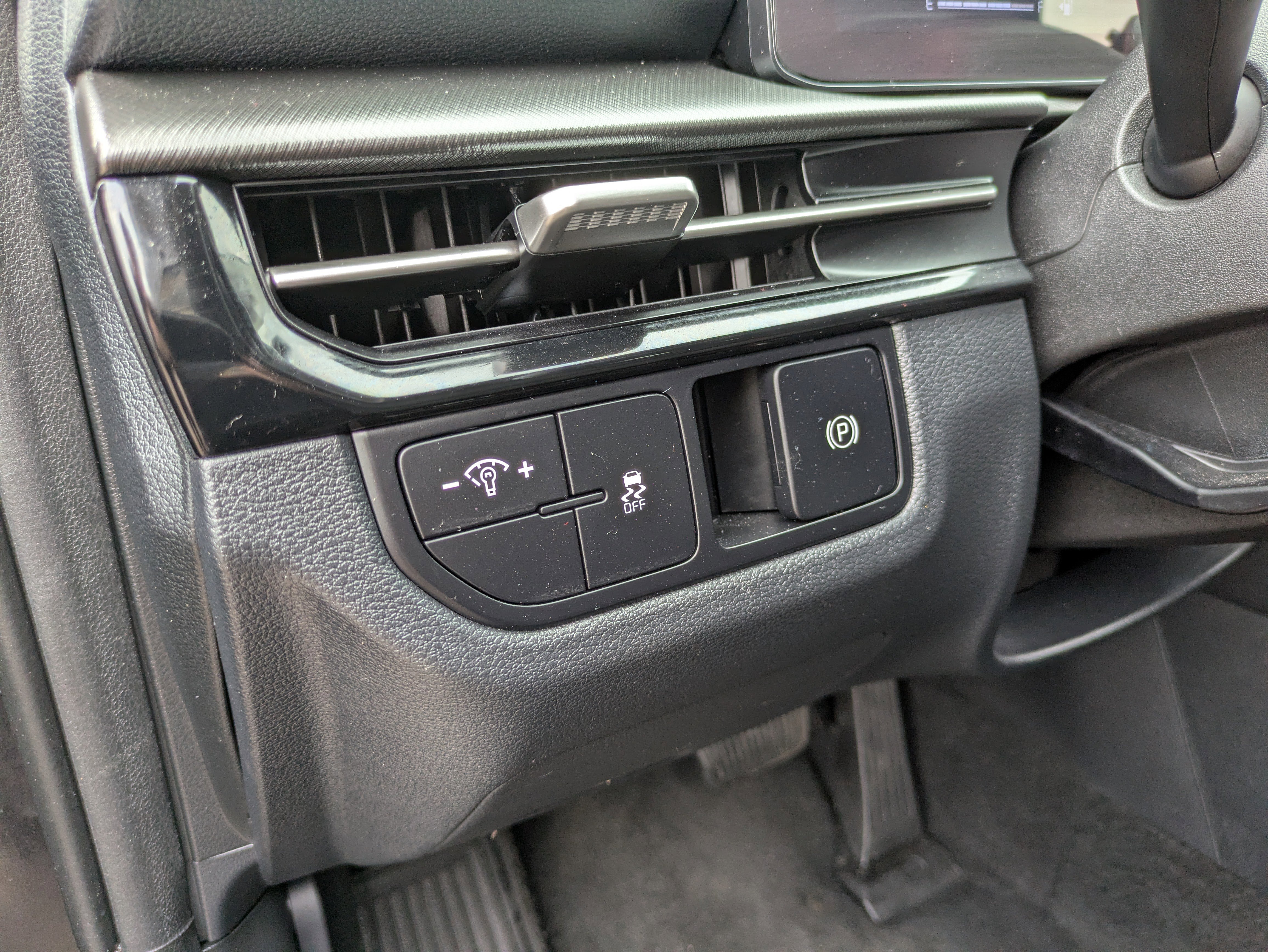 Used 2026 Kia Sportage LX image 20