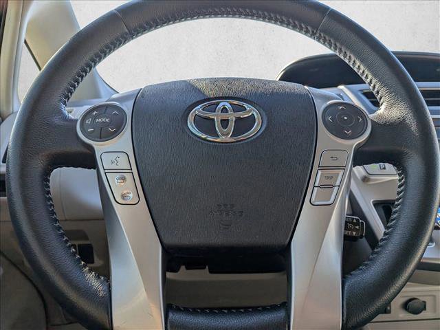 Used 2017 Toyota Prius V Five image 14