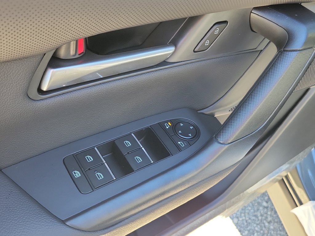 New 2026 MAZDA CX-50 AWD 2.5 S w/ Cargo Package image 19