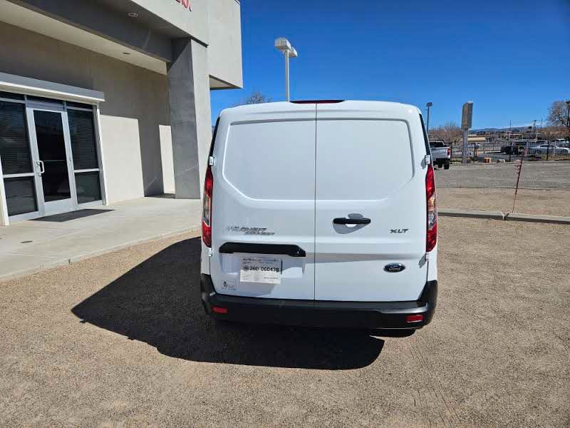 Used 2022 Ford Transit Connect XLT image 11