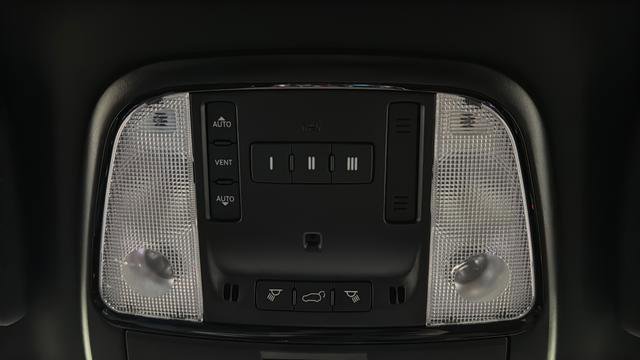 Used 2024 Dodge Durango R/T image 34