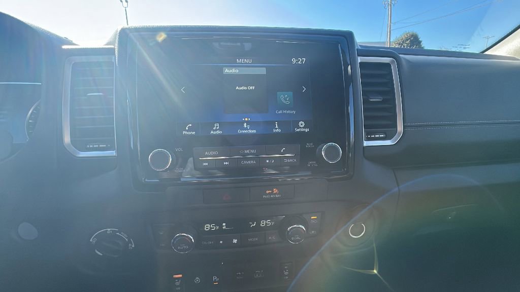 Used 2022 Nissan Frontier SV image 17