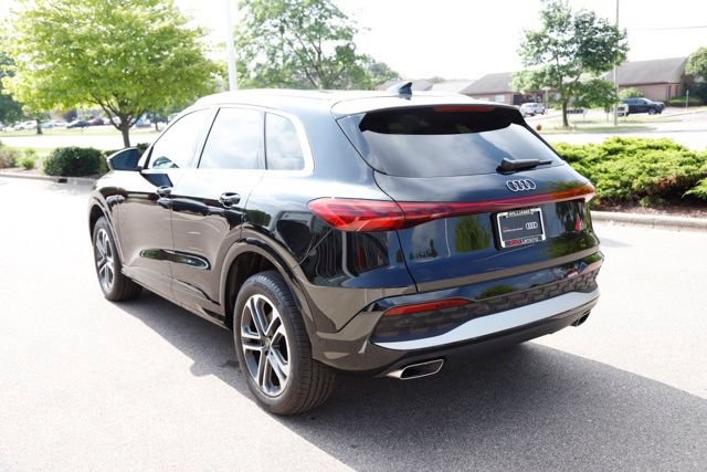 Used 2025 Audi Q5 Premium Plus w/ Premium Plus AWD/4WD image 7