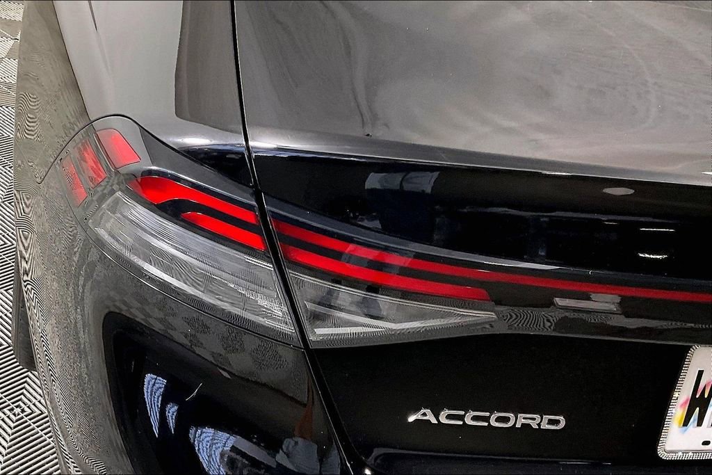 Used 2023 Honda Accord Touring image 28