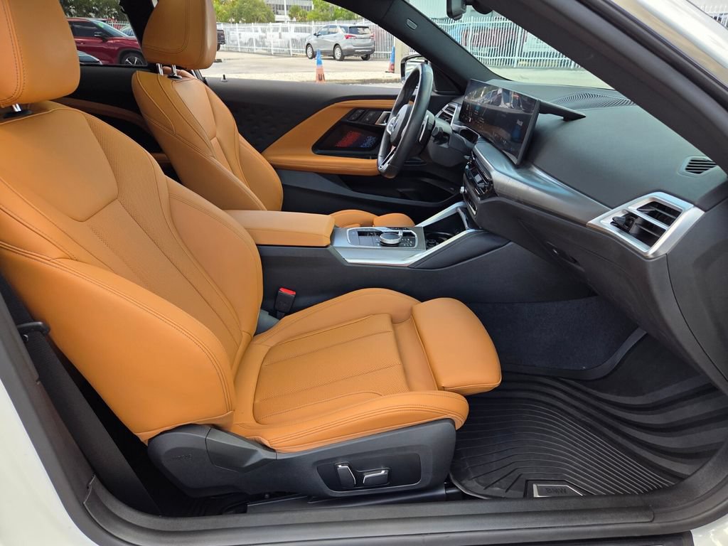 Used 2025 BMW 230i Coupe w/ M Sport Package RWD image 15