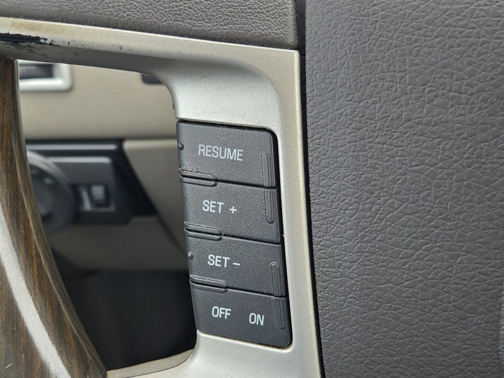 Used 2008 Lincoln MKX 2WD image 29