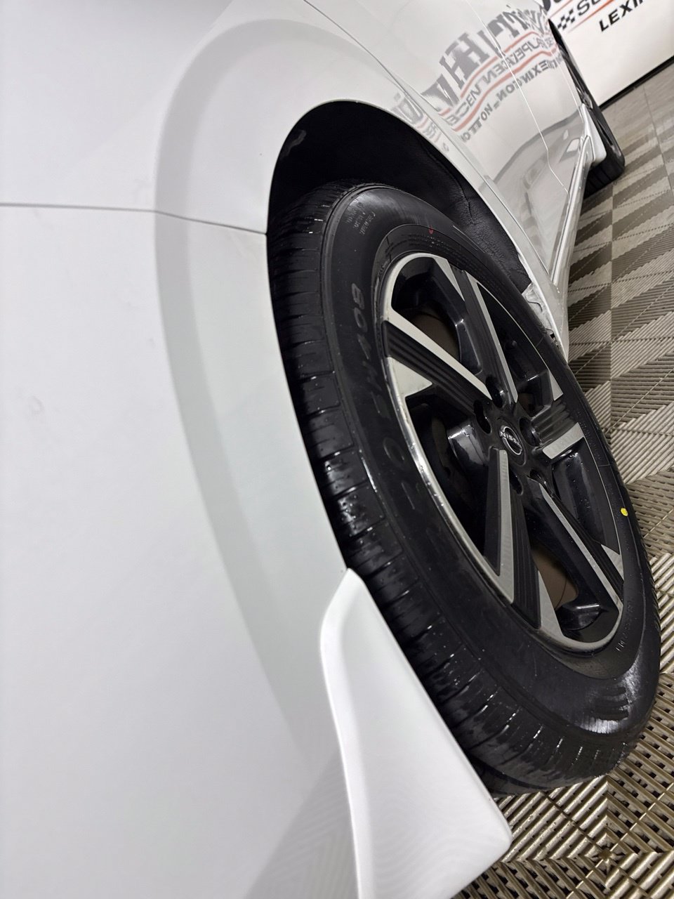 Used 2024 Nissan Sentra SV FWD image 33