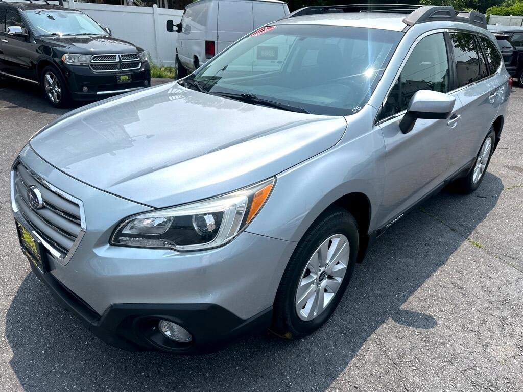 Used 2017 Subaru Outback 2.5i Premium image 10