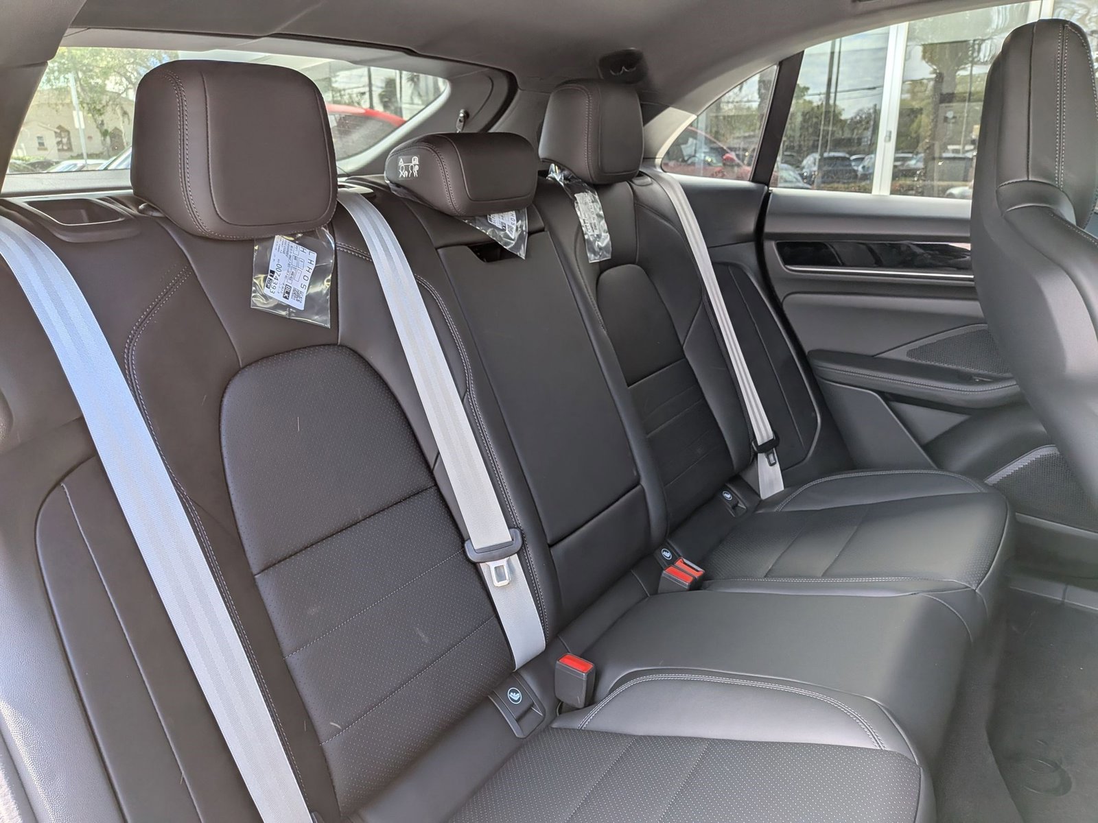 New 2026 Porsche Macan Electric image 24