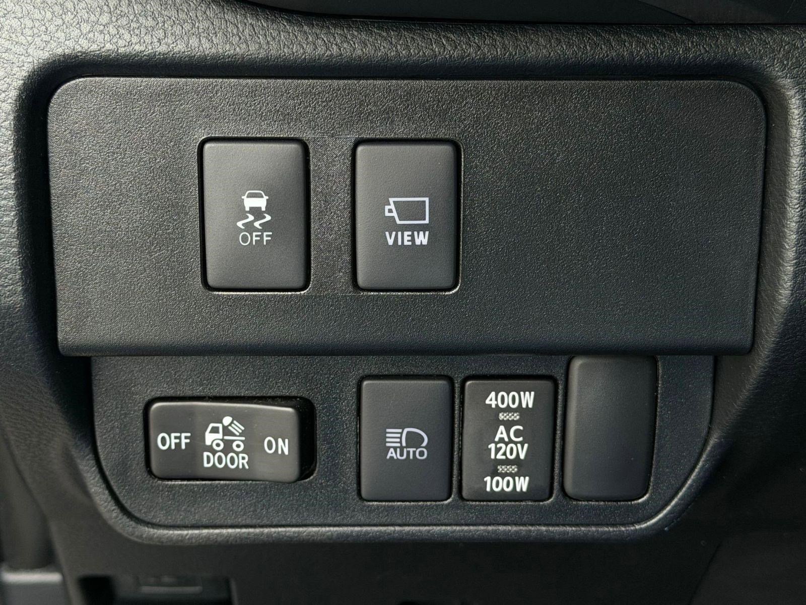 Used 2021 Toyota Tacoma Limited AWD/4WD image 18