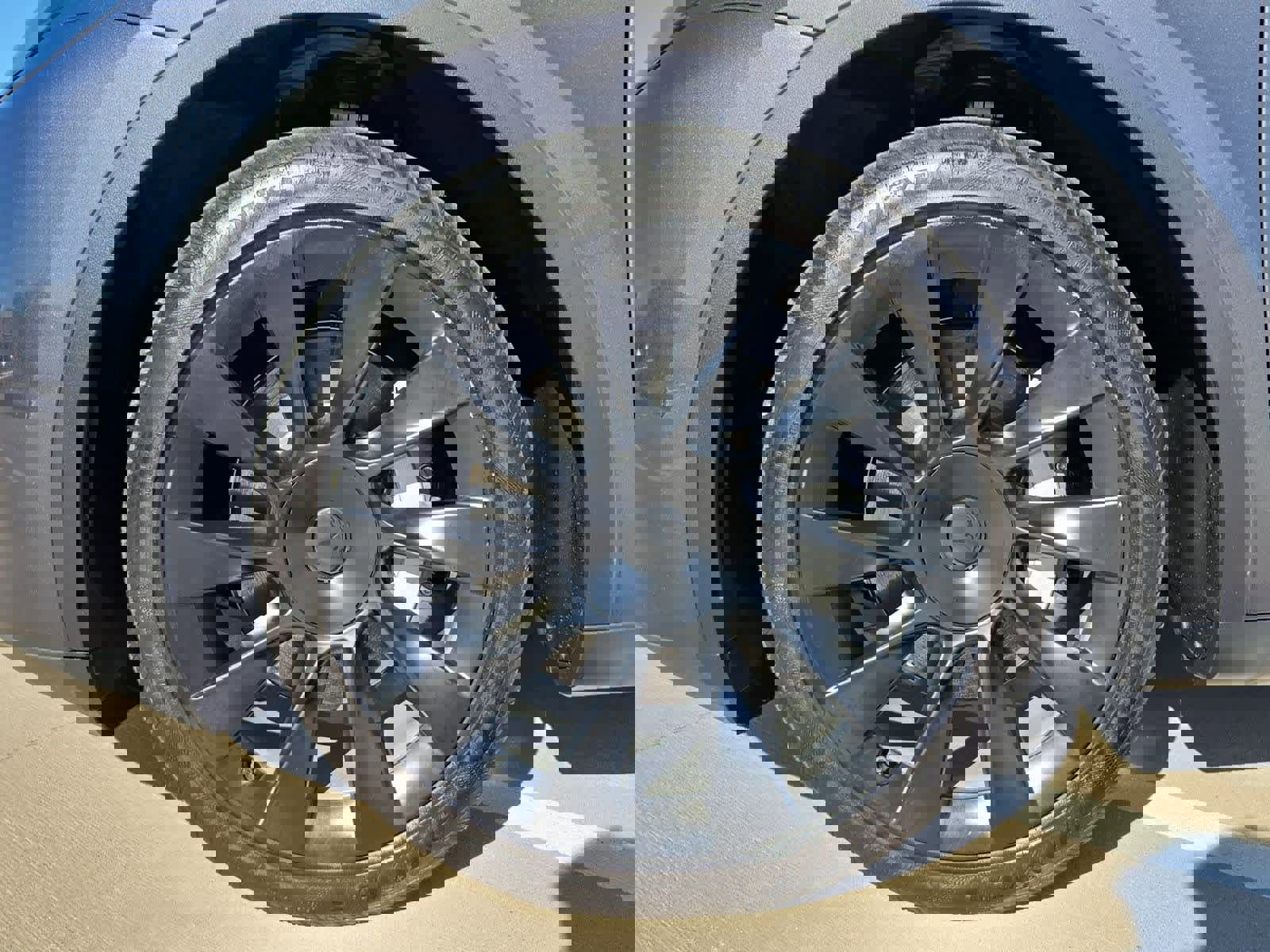 Used 2023 Tesla Model Y Long Range image 12