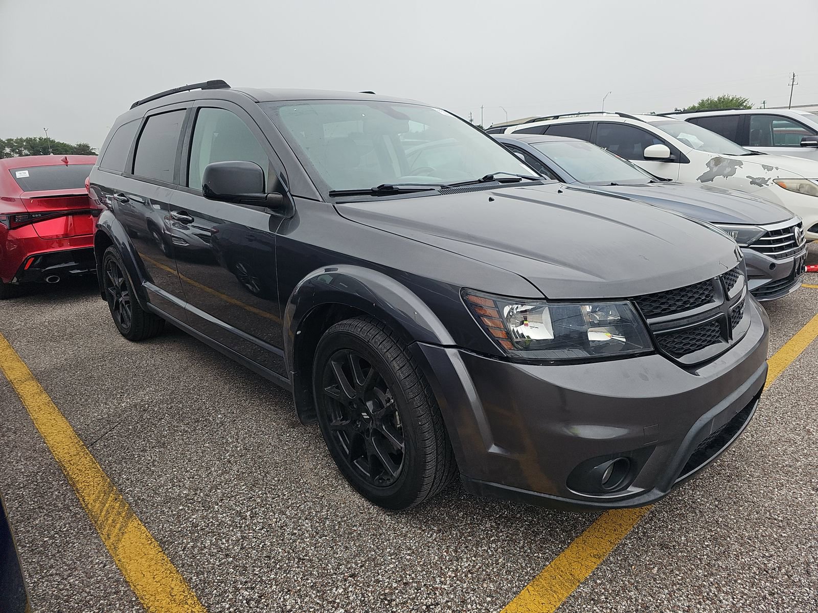 Used 2019 Dodge Journey SE FWD image 4