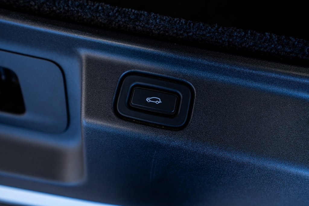 Used 2023 Land Rover Range Rover SE image 62