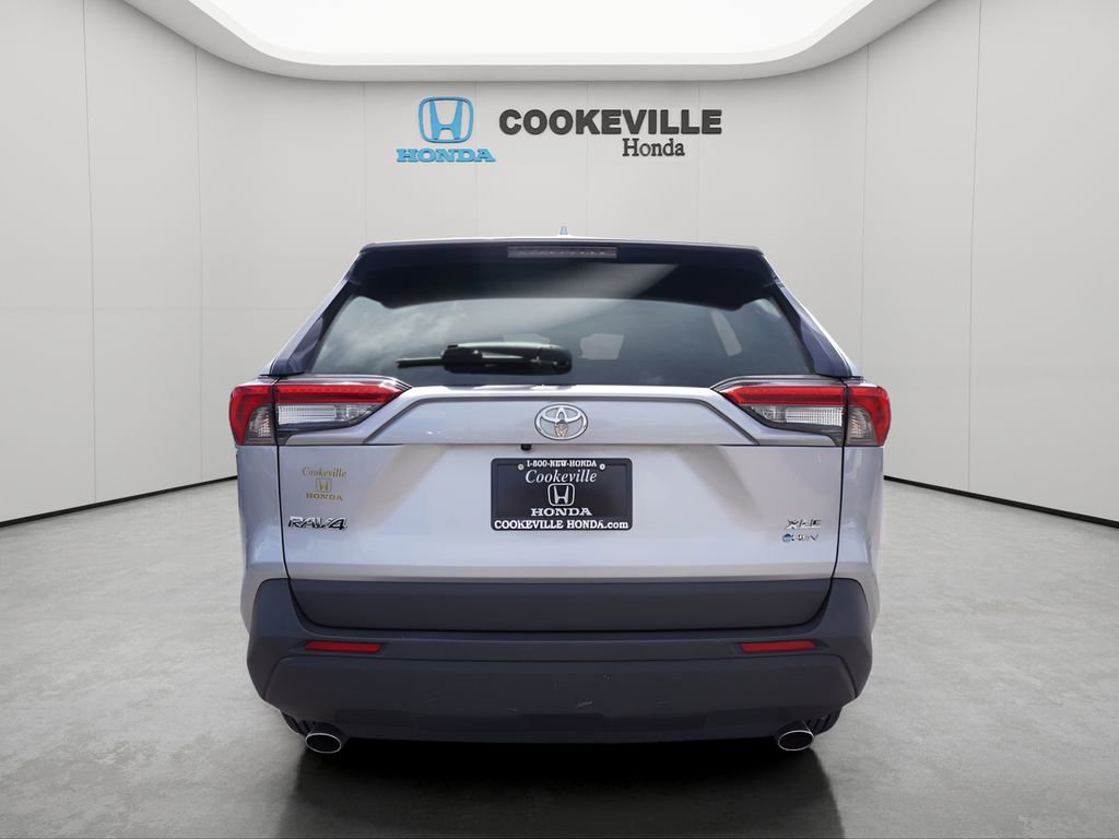 Used 2025 Toyota RAV4 XLE image 6