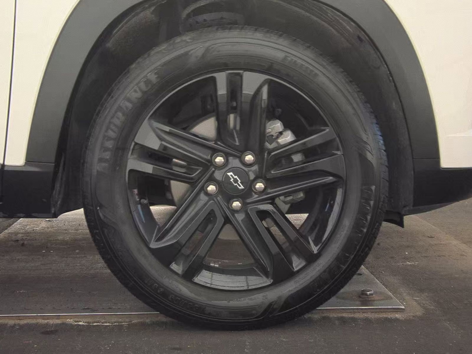 Used 2025 Chevrolet Trax ACTIV w/ Driver Confidence Package FWD image 11