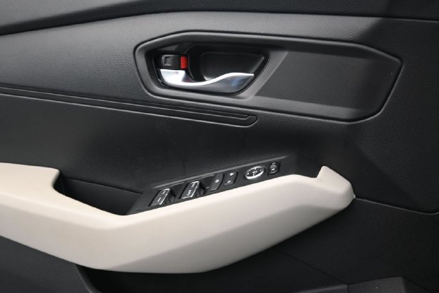 Used 2023 Honda Accord LX image 12