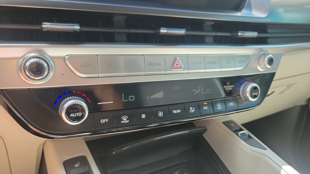 Used 2023 Kia Telluride S w/ S Sunroof Package AWD/4WD image 19