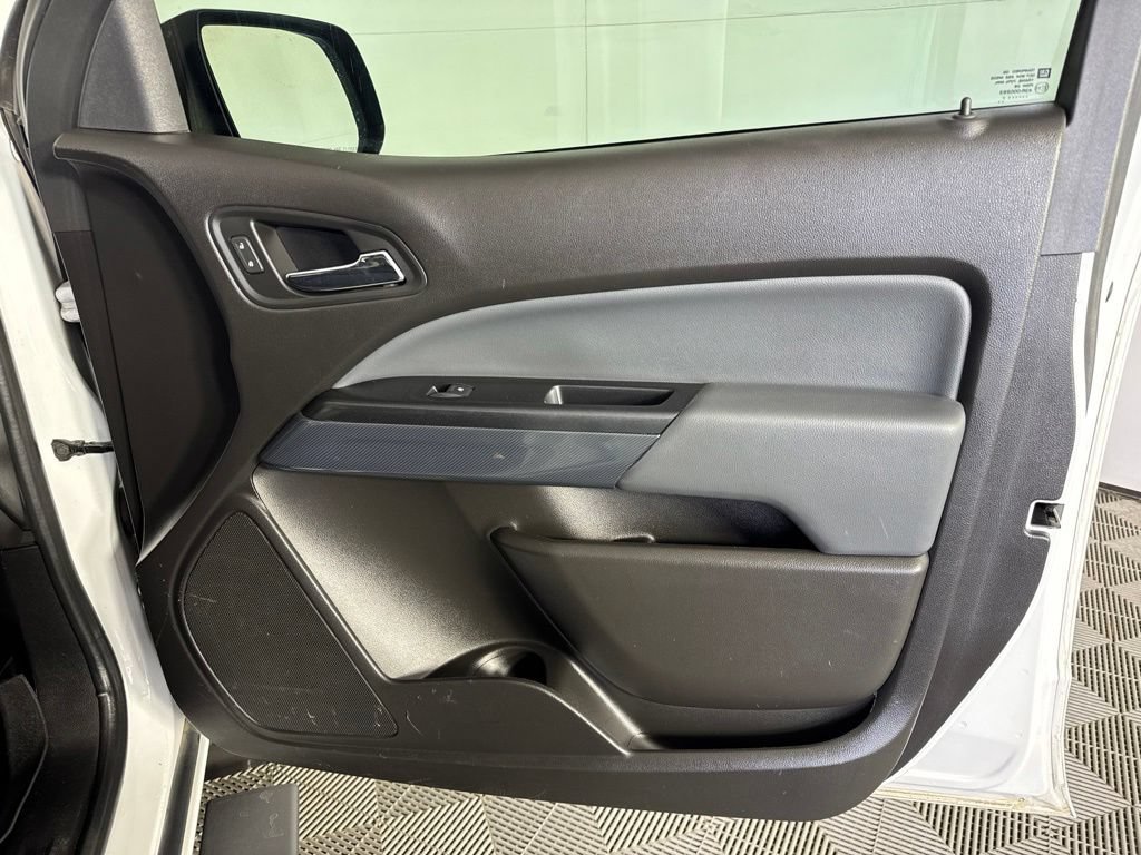Used 2017 Chevrolet Colorado Z71 AWD/4WD image 46