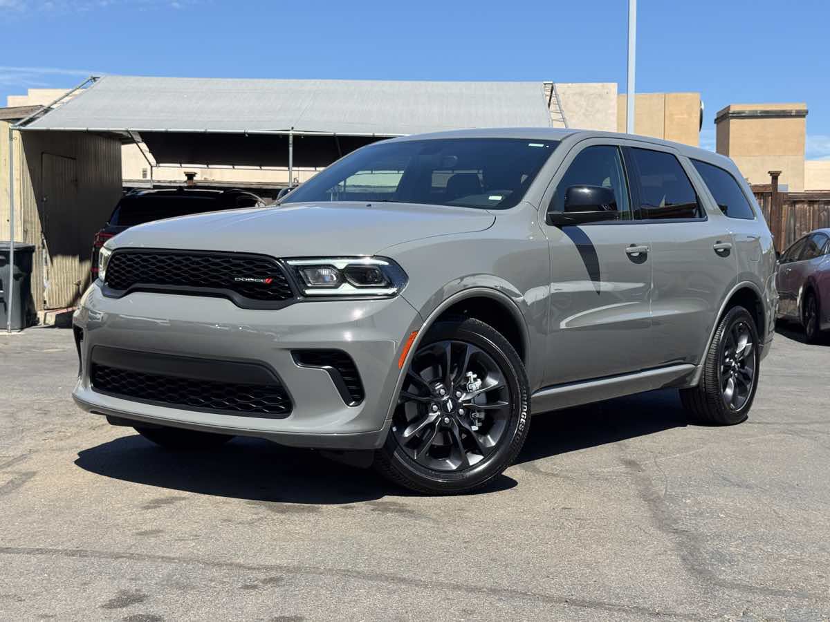 Used 2026 Dodge Durango GT AWD/4WD image 2