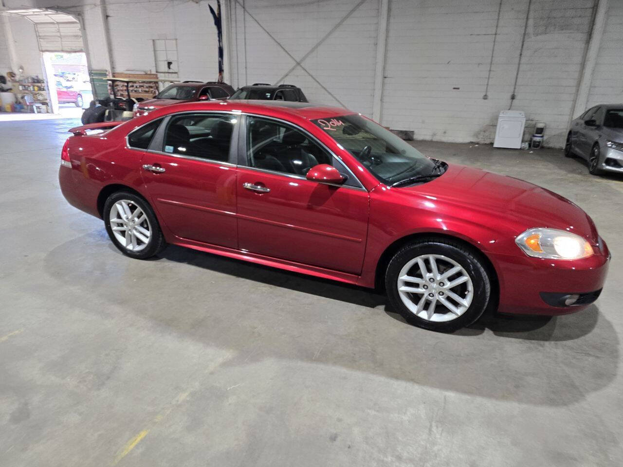 Used 2014 Chevrolet Impala LTZ FWD image 17