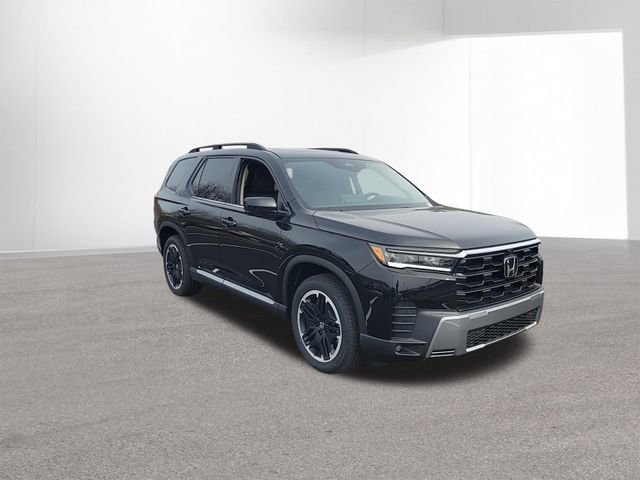 New 2026 Honda Pilot Touring image 2