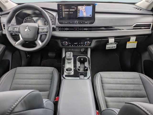 New 2026 Mitsubishi Outlander SE FWD image 16