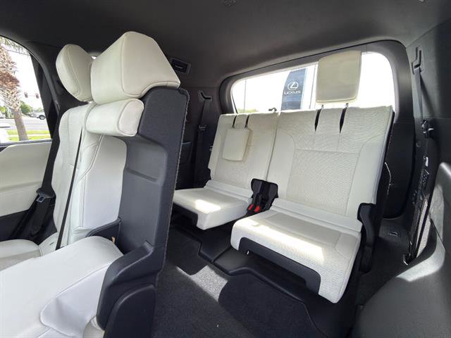 Used 2022 Lexus LX 600 4WD w/ Accessory Package (P3) image 12