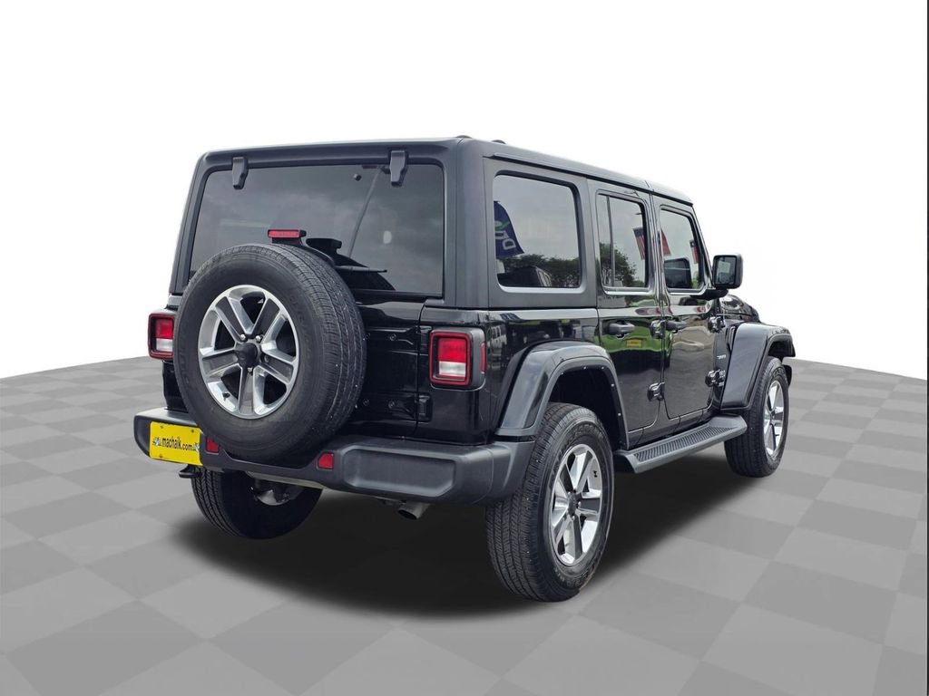 Used 2022 Jeep Wrangler Unlimited Sahara image 4