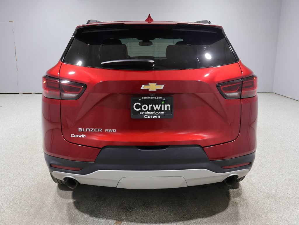 Used 2023 Chevrolet Blazer LT w/ Convenience Package AWD/4WD image 3