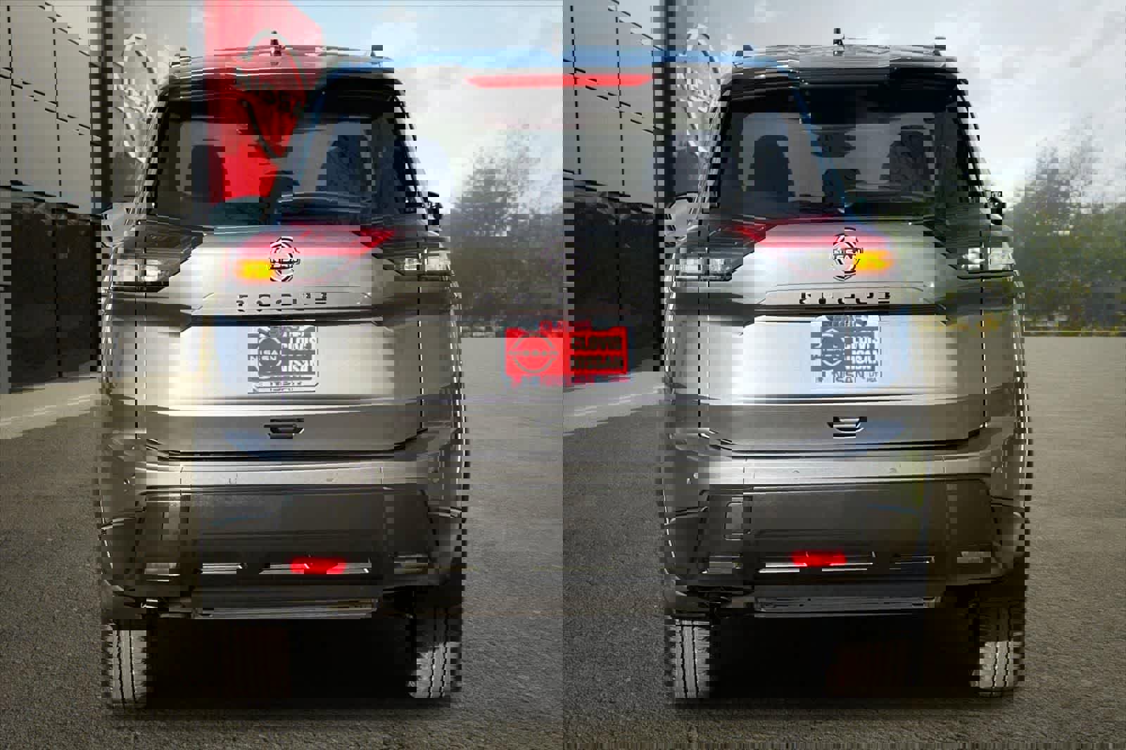 New 2026 Nissan Rogue Dark Armor image 8