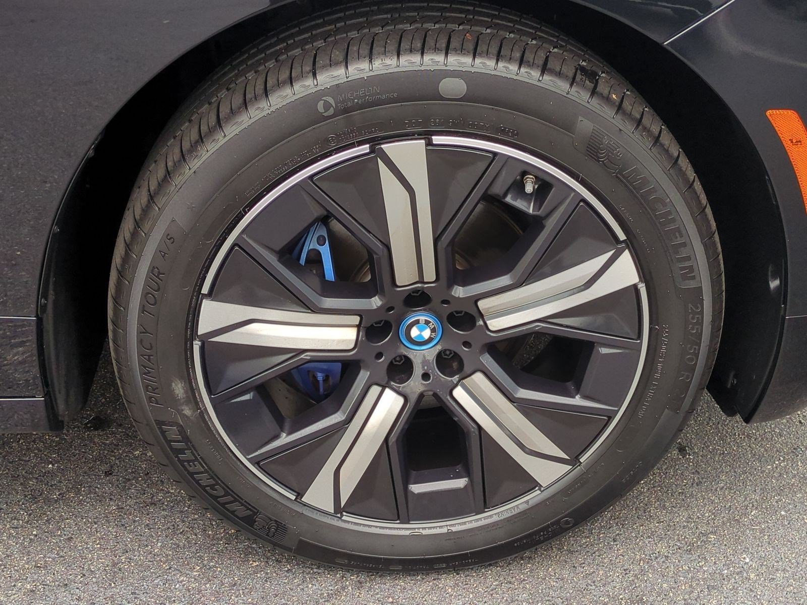 Certified 2023 BMW iX M60 w/ Executive Package AWD/4WD image 13