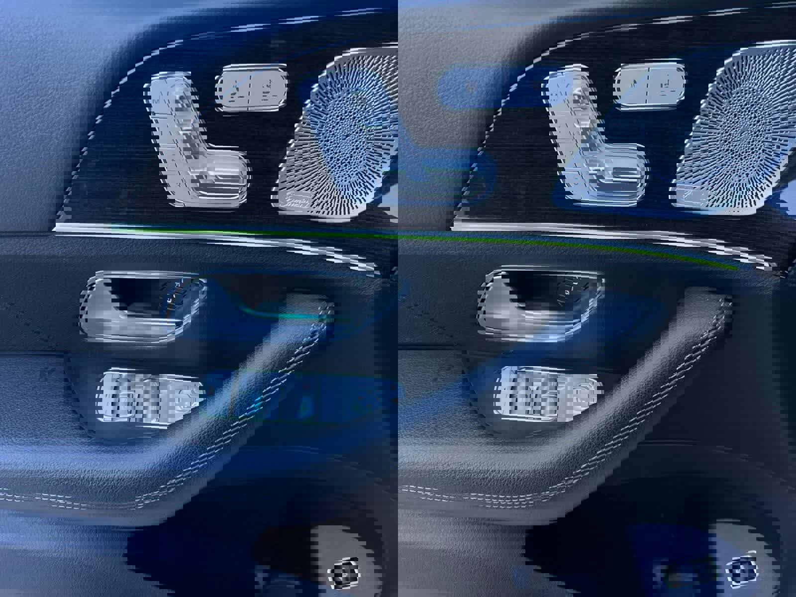 Used 2022 Mercedes-Benz GLS 450 4MATIC image 12