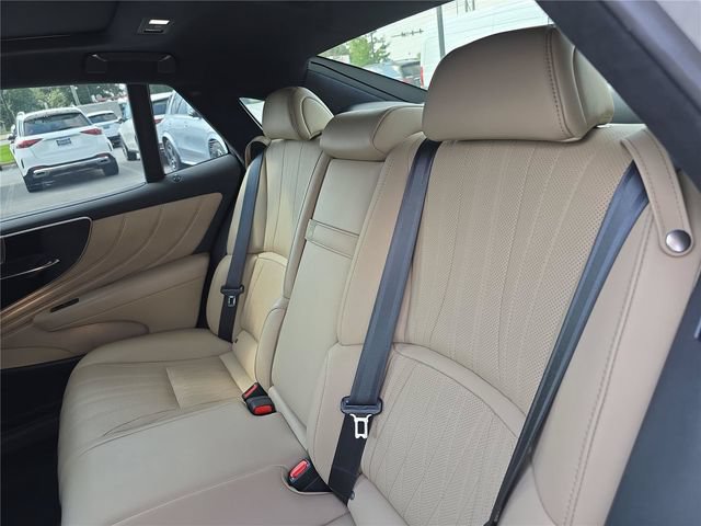 Used 2023 Lexus LS 500 AWD w/ Interior Upgrade Package image 15