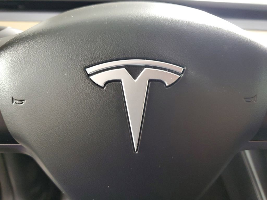 Used 2024 Tesla Model Y Long Range image 22