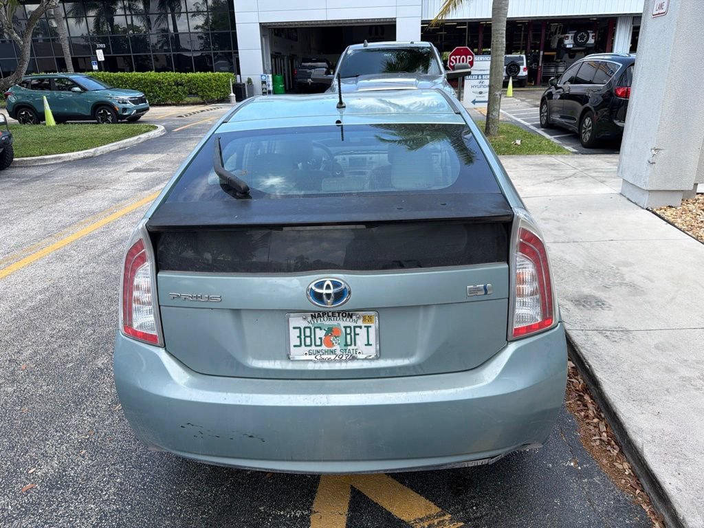 Used 2014 Toyota Prius Two FWD image 15