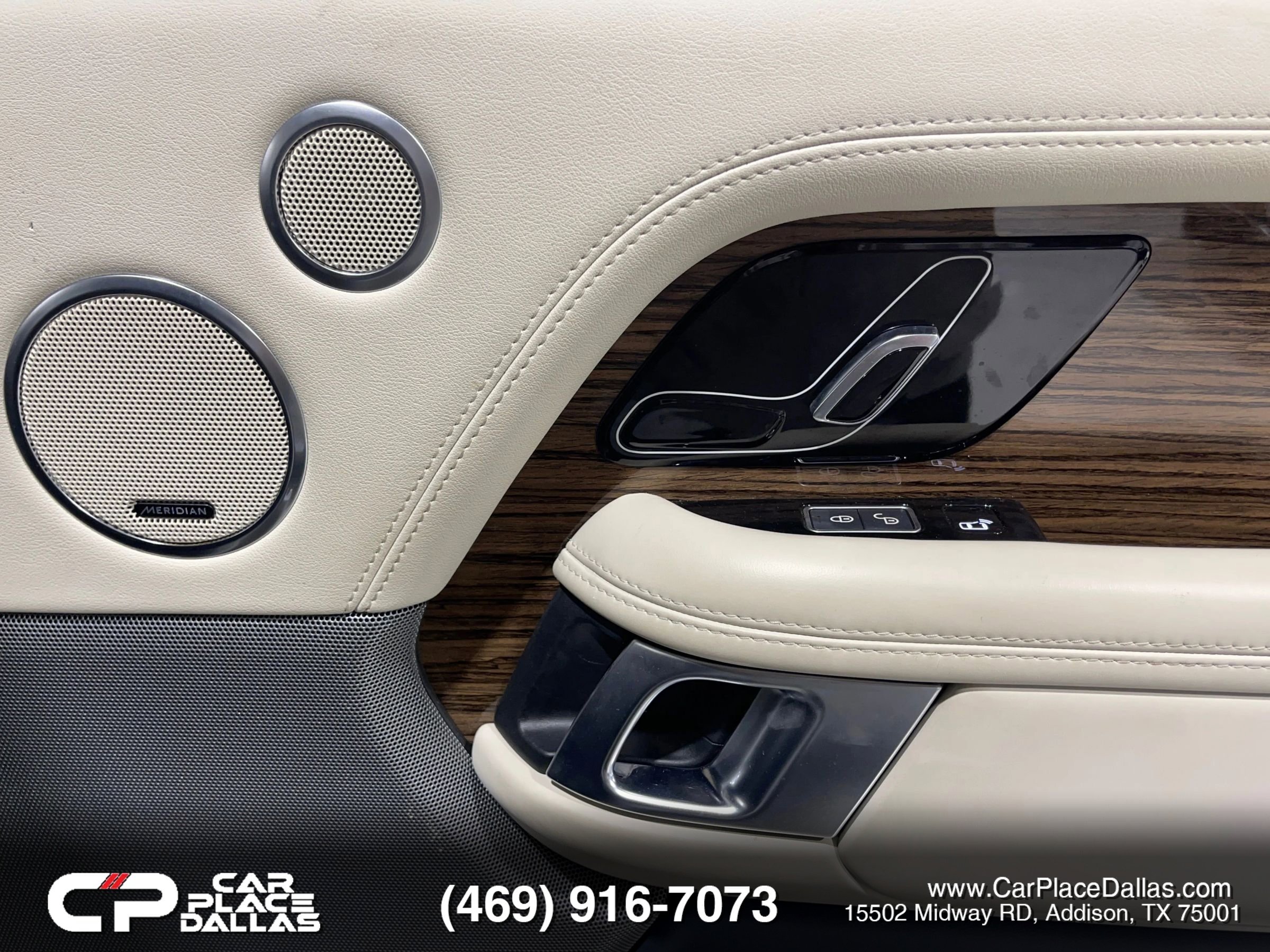 Used 2018 Land Rover Range Rover HSE image 39