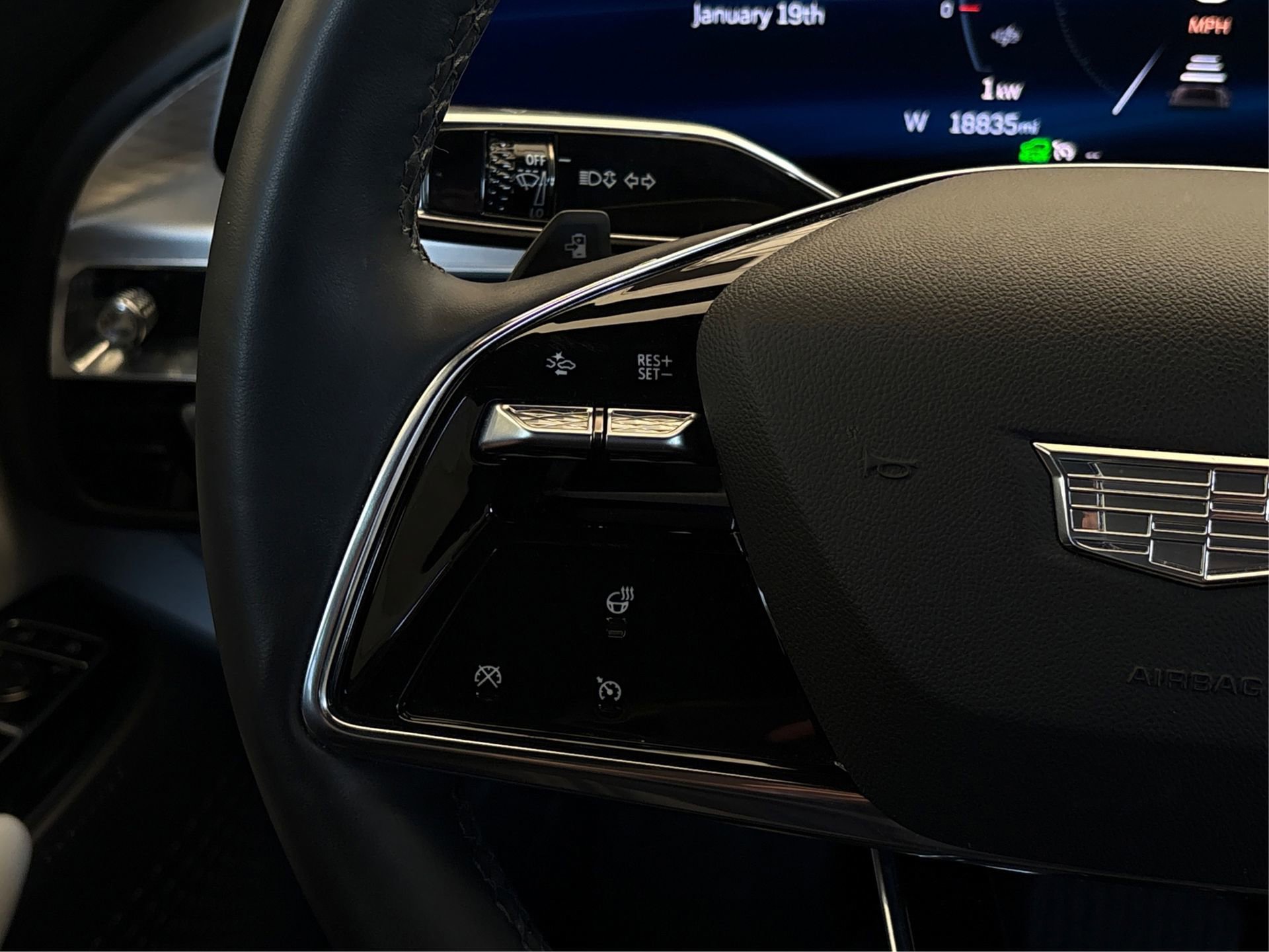 Used 2024 Cadillac Lyriq Luxury image 26