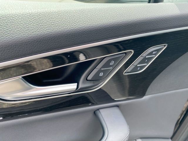 Used 2024 Audi Q7 2.0T Premium Plus image 25